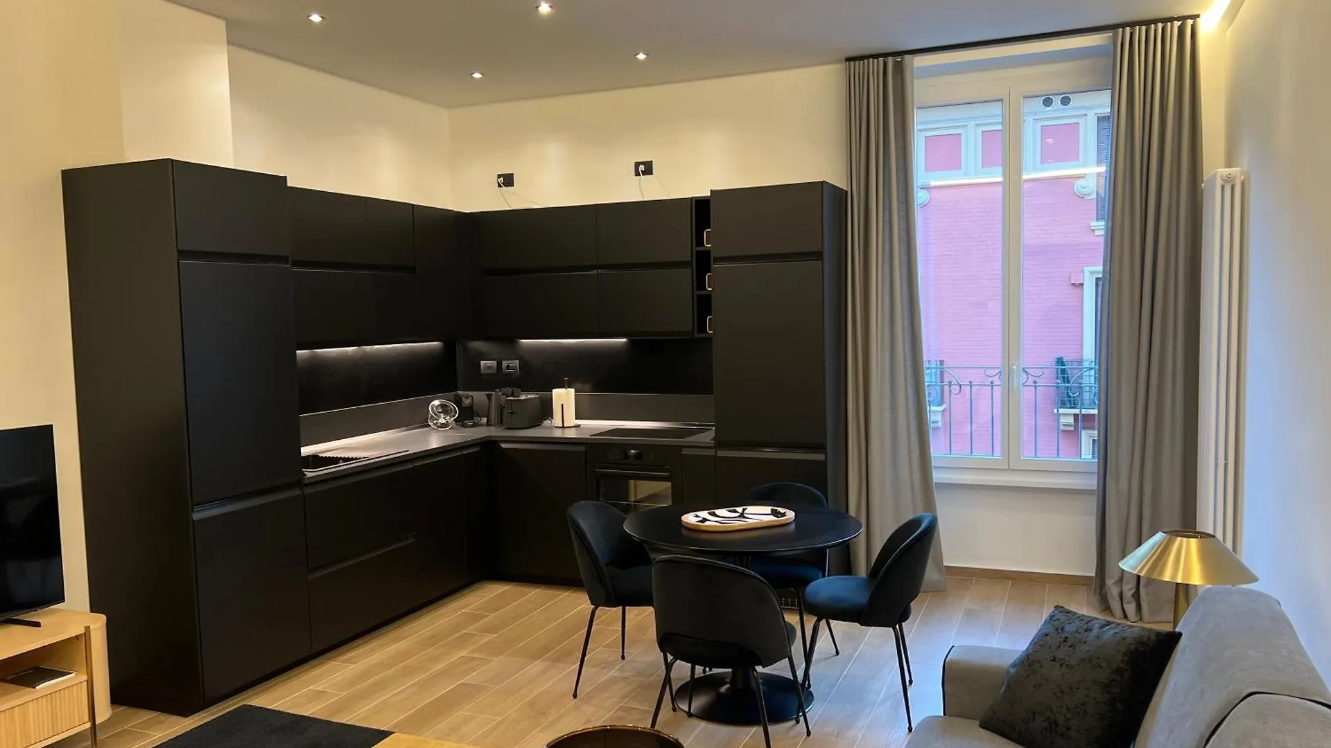 Luxury Apartment Navigli Milan